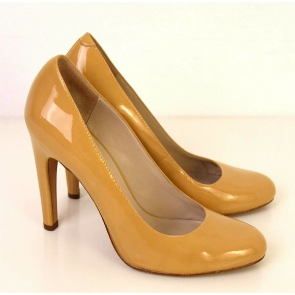 Michael Kors Tan Heels - Picture 5 of 12